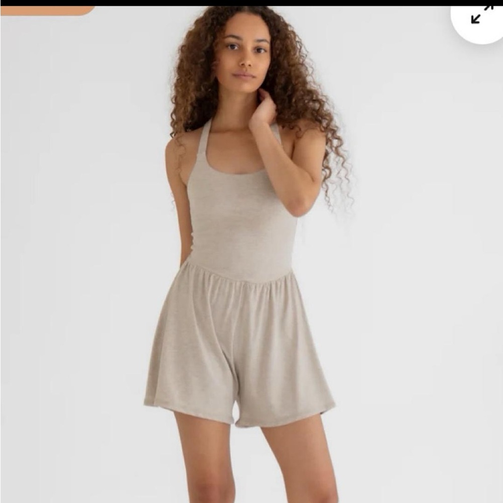 Chic Sleeveless Beige Romper
